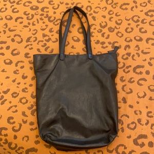 Latico leather shoulder tote